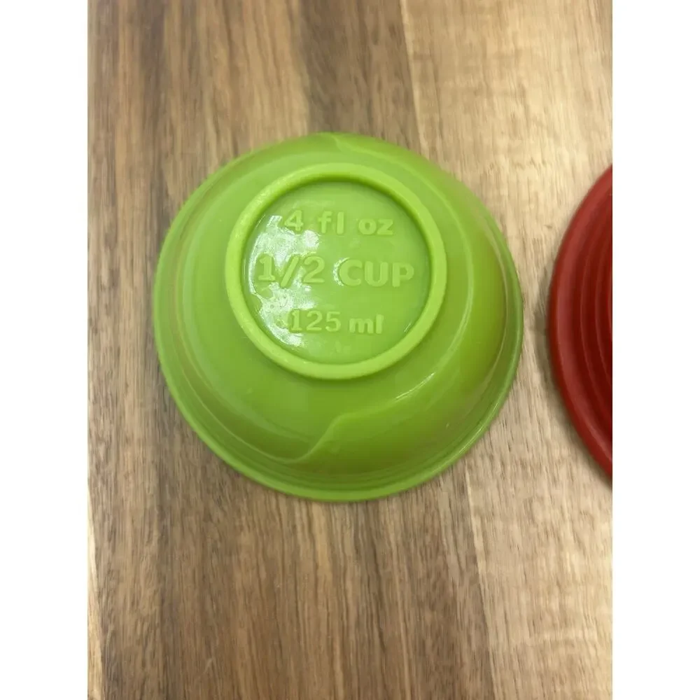 Le Creuset Silicone Nesting Prep Bowl Set 3 Red Green Blue Small Measuring Bowls